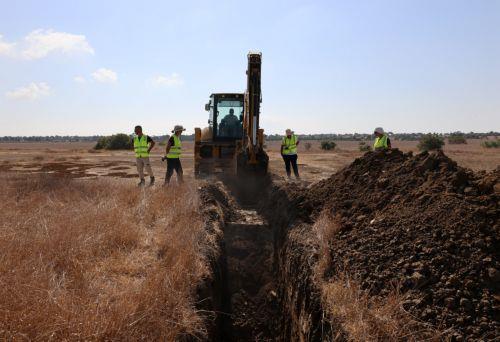 Ανασκαφές για αγνοούμενους στη λίμνη στο χωριό Γαλάτεια στα κατεχόμενα, Τετάρτη 17 Σεπτεμβρίου 2025. ΚΥΠΕ/ΚΑΤΙΑ ΧΡΙΣΤΟΔΟΥΛΟΥ