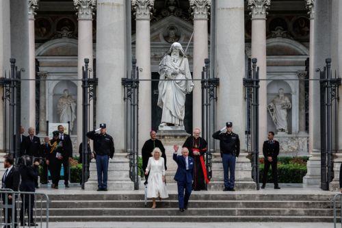epa12475698 Britain's King Charles III (R) with Queen Camilla, attend the ceremony of his appointment as Royal Confrater of St. Paul at the Basilica of Saint Paul Outside the Walls, in Rome, Italy, 23 October 2025.  EPA/GIUSEPPE LAMI