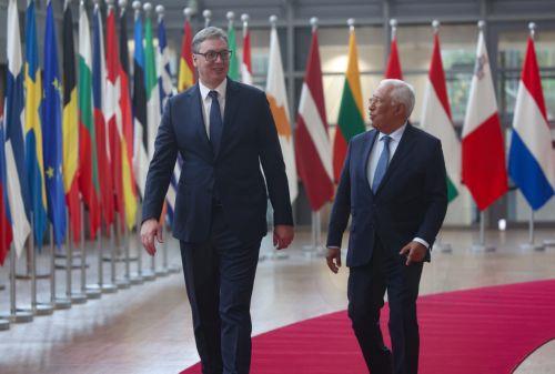 epa12502604 European Council President Antonio Costa (R) welcomes Serbian President Aleksandar Vucic (L) ahead to a meeting in Brussels, Belgium, 04 November 2025. EU release its enlargement progress ratings today, with foreign policy chief Kaja Kallas and commissioner Marta Kos presenting assessments on Georgia's decline, Ukraine's reform efforts amid war,...