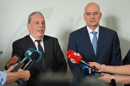 (Ξένη Δημοσίευση) Ο Υπουργός Εθνικής Άμυνας Νίκος Δένδιας (Δ) πραγματοποιεί επίσκεψη στην Κύπρο, Δευτέρα 10 Νοεμβρίου 2025. Ο Υπουργός Εθνικής Άμυνας Νίκος Δένδιας πραγματοποίησε σήμερα, Δευτέρα 10 Νοεμβρίου 2025, επίσκεψη στην Κύπρο, όπου έγινε δεκτός από τον Πρόεδρο της Κυπριακής Δημοκρατίας Νίκο Χριστοδουλίδη και είχε συνάντηση με τον ομόλογό του Βασίλη...