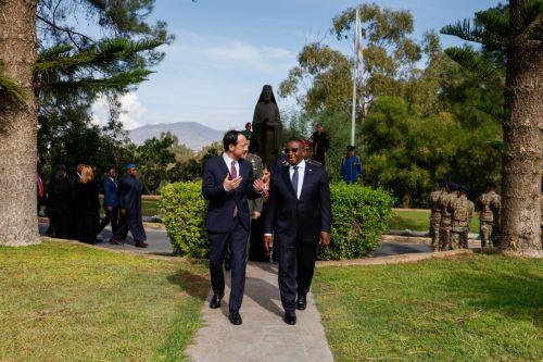 Ο Πρόεδρος της Δημοκρατίας κ. Νίκος Χριστοδουλίδης υποδέχεται τον Πρόεδρο της Δημοκρατίας της Σιέρρα Λεόνε κ. Julius Maada Wonie Bio