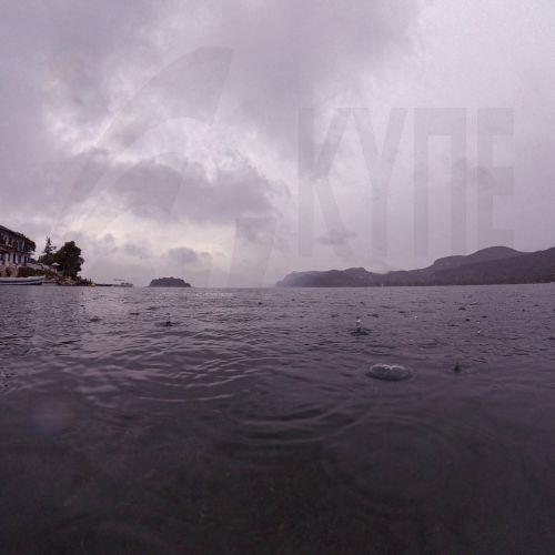 Προβλήματα δημιούργησε η κακοκαιρία ''Byron'' στην ευρύτερη περιοχή του Ναυπλίου , Πέμπτη 4 Δεκεμβρίου 2025. Από την βροχόπτωση πλημμύρισαν πολλά χωράφια στην περιοχή Κάντιας και Ιρίων λόγω των χειμάρρων στην περιοχή . Κλειστά θα είναι και τα σχολεία αύριο σε Ναύπλιο Άργος και Ερμιονίδα . ΑΠΕ-ΜΠΕ /ΑΠΕ-ΜΠΕ/ΜΠΟΥΓΙΩΤΗΣ ΕΥΑΓΓΕΛΟΣ