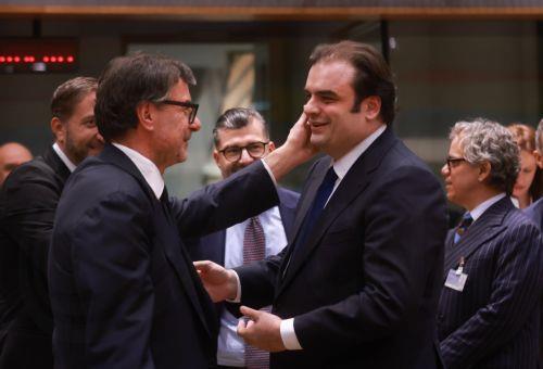 epa12585160 Italian Economy and Finance Minister Giancarlo Giorgetti (L) and Greek Finance Minister Kyriakos Pierrakakis (R) at the start of Eurogroup  Finance ministers Council in Brussels, Belgium, 11 December 2025. The Eurogroup will elect a President for the upcoming new term of office, in line with Protocol (No 14) on the Eurogroup, annexed to the EU...