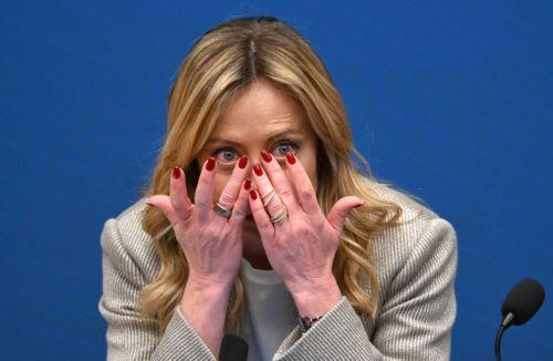 epaselect epa12637797 Italian Prime Minister Giorgia Meloni gestures as she holds her end-of-year press conference, in Rome, Italy, 09 January 2026. Though traditionally an end-of-year review,  the conference has evolved into a start-of-the-year event, where the Prime Minister addresses the government's agenda for the coming year.  EPA/ETTORE FERRARI