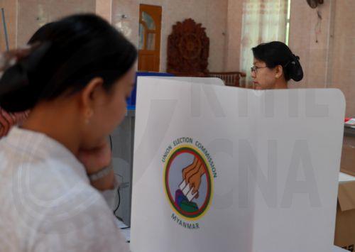 epa12639797 Volunteers of the Union Election Commission (UEC) set up an electronic voting machine at a polling station, one day ahead of the second phase of election in Yangon, Myanmar, 10 January 2026. Myanmar's military government, known as the State Administration Council (SAC), plans to hold its first national vote since the February 2021 coup in a...