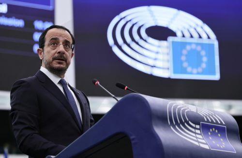 epa12663481 President of the Republic of Cyprus Nikos Christodoulides speaks on 'Presentation of the programme of activities of the Cyprus Presidency' at the European Parliament in Strasbourg, France, 20 January 2026. The current plenary session runs from 19 to 22 January 2026.  EPA/RONALD WITTEK