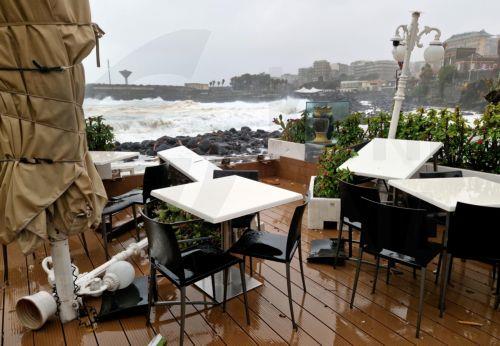 epa12663990 A view shows areas affected by bad weather in the seaside village of San Giovanni Li Cuti in Catania, Sicily, Italy, 20 January 2026.  EPA/ORIETTA SCARDINO
