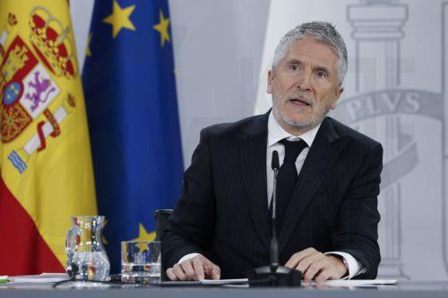 epa12664129 Spanish Minister for Home Affairs Fernando Grande-Marlaska attends a press conference after the weekly Cabinet Meeting held at Moncloa Presidential Palace in Madrid, Spain, 20 January 2026.  EPA/Chema Moya