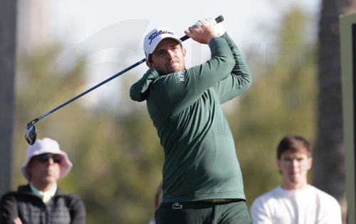 epa12669959 Manuel Elvira of Spain in action during the first round of the Hero Dubai Desert Classic 2026 Golf tournament in Dubai, United Arab Emirates, 22 January 2026.  EPA/ALI HAIDER