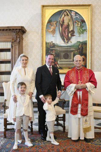 epa12674865 A handout picture provided by the Vatican Media shows Pope Leo XIV meeting with Grand Duke Guillaume and Grand Duchess Stephanie of Luxembourg, in Vatican City, 23 January 2026.  EPA/VATICAN MEDIA HANDOUT HANDOUT EDITORIAL USE ONLY/NO SALES