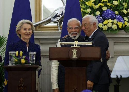 epa12684866 President of the European Commission Ursula von der Leyen (L), President of the European Council Antonio Luis Santos da Costa (R) and Indian Prime Minister Narendra Modi (L) after giving a joint press statement after their meeting at Hyderabad House in New Delhi, India, 27 January 2026. Ursula von der Leyen is on four-day visit to India. ...