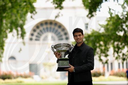 epa12699236 Carlos Alcaraz poses for a photograph after winning the AO 2026 men’s singles final against Novak Djokovic at the Royal Exhibition Building in Melbourne, Australia, 02 February 2026.  EPA/ROB PREZIOSO AUSTRALIA AND NEW ZEALAND OUT