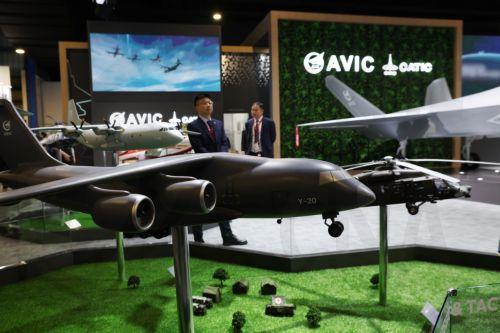 epa12701935 A view of airplane models on display at the Aviation Industry Corporation of China (AVIC) and China National Aero-Technology Import & Export Corporation (CATIC) exhibition booth during the Singapore Airshow at Changi Exhibition Centre, Singapore, 03 February 2026. The Singapore Airshow 2026, one of Asia’s largest aerospace and defense...