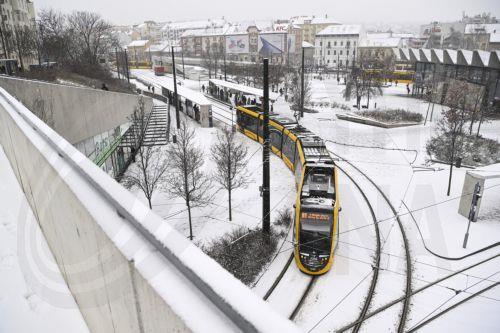 epa12702178 A tram moves at the snow-covered Szell Kalman Square in Budapest, Hungary, 03 February 2026.  EPA/Tamas Purger HUNGARY OUT