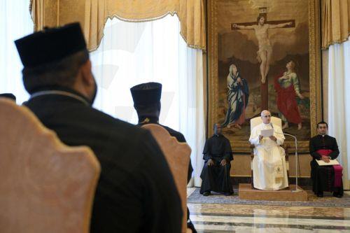 epa12706325 A handout picture provided by the Vatican Media shows Pope Leo XIV during an audience with young priests and monks from the Eastern Orthodox Churches in Vatican City, 05 February 2026.  EPA/VATICAN MEDIA HANDOUT HANDOUT EDITORIAL USE ONLY/NO SALES