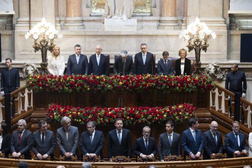 epa12805960 (Top) Current President Marcelo Rebelo de Sousa (3-L), flanked by Parliament President Jose Pedro Aguiar Branco (C) and elected Portuguese President Antonio Jose Seguro (3-R), during the swearing-in ceremony in the Portuguese Parliament in Lisbon, Portugal, 09 March 2026. Antonio Jose Seguro, former secretary-general of the Portuguese Socialist...
