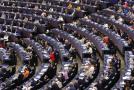 Ευρωεκλογές: Πτώση για όλα τα κοινοβουλε
