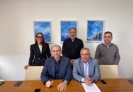 Μνημόνιο συνεργασίας Δήμου Αραδίππου και