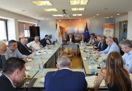 More positive messages on tourist market