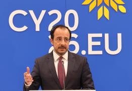 Πολύτιμο εθνικό εφόδιο το πολιτικό κεφάλ