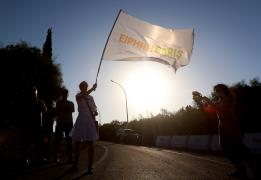 Παραμένει προτεραιότητα η συνολική λύση 