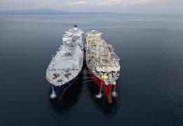 Η Κίνα κατασκευάζει 18 γιγαντιαία πλοία 
