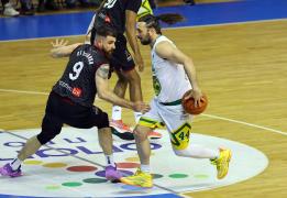 Basket League: Η ΑΕΚ πήρε τον πρώτο ημιτ