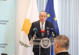 Πυρκαγιά στο Καλό Χωριό: Έχει σχεδόν ολο
