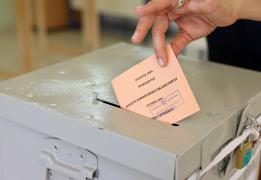 Δικαίωμα ψήφου στον τόπο εκτοπισμού τους