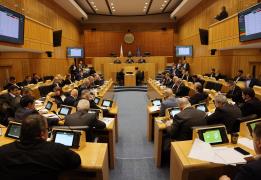 Το απόγευμα η πρώτη συνεδρία νέας Βουλής