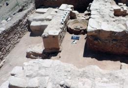 اكتشاف تحصينات ضخمة تعود للعصر القبرصي ا