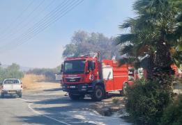 Υπό έλεγχο πυρκαγιά δίπλα σε εγκαταλελει