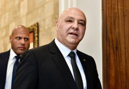 Αποφασιστικότητα για ανάπτυξη στρατού στ