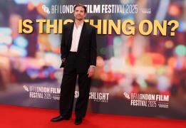 Μπράντλεϊ Κούπερ και Μάικλ Ντάγκλας στο 