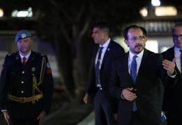 الرئيس يعرب عن ارتياحه لمناقشة جوهر القض