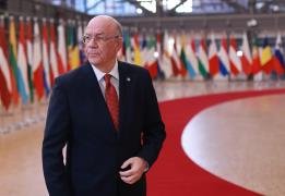 وزير المالية يترأس أول اجتماع لمجلس وزرا