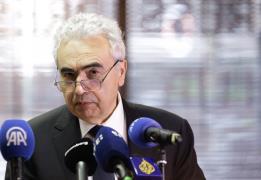 Ο Απρίλιος χειρότερος από τον Μάρτιο για