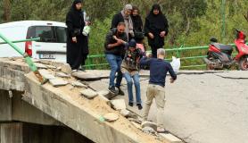 Εκτοπισμένοι κάτοικοι Λιβάνου επιστρέφουν εν μέσω εκεχειρίας με Ισραήλ