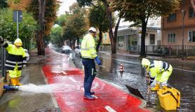 Απομακρύνονται κάτοικοι από τα σπίτια τους στην Ιταλία εξαιτίας υπερχείλισης ποταμού