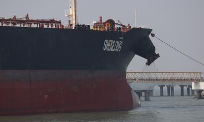 Το Ιράν επιλέγει πλοία για πέρασμα από Ο