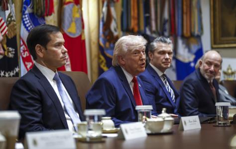 Ο Τραμπ αναστέλλει τις επιθέσεις σε ενερ