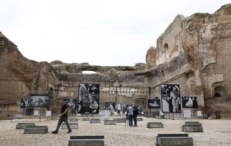 Έκθεση αφιερωμένη στο έργο του Frank Hor