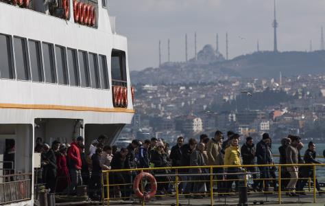 Κατάρρευση δύο κτιρίων στο Φατίχ της Κων