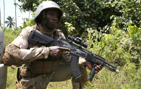Η HRW κατηγορεί τον στρατό της Μπουρκίνα