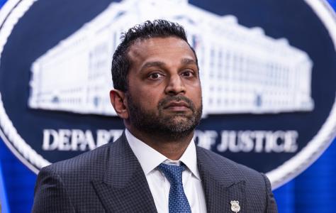 Αγωγή εκατομμυρίων του Διευθυντή του FBI