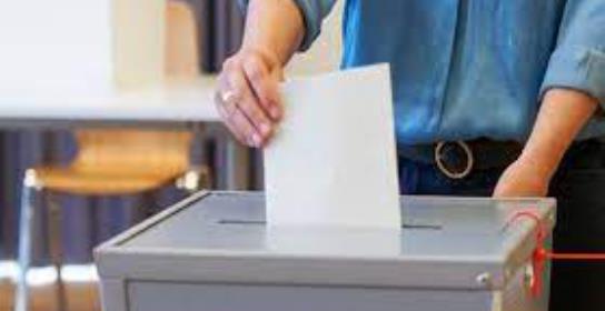 Οδηγίες Εφόρου Εκλογών για παραλαβή εκλο