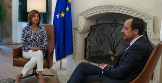 Στην Κύπρο η Ολγκίν για επαφές, συναντάτ