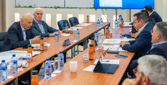 Προσπαθούμε να δώσουμε λύσεις στη βιομηχ