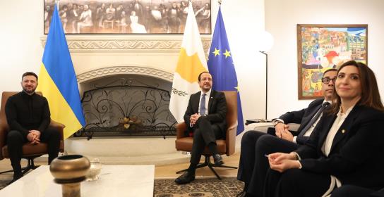 Η Μ. Ραουνά τιμήθηκε με το Παράσημο της 