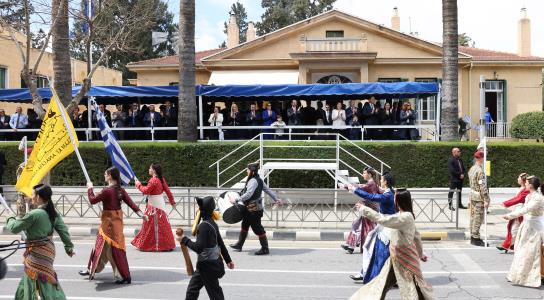 Η Εκκλησία της Κύπρου δώρισε στην Ελλάδα